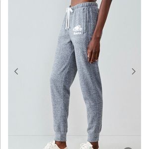NEW WITH TAGS - Small Roots Slim Cut Sweatpants, Tall. Classic salt & pepper.